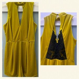 Topshop Chartreuse & Black Crushed Velvet & Lace Romper Size 2